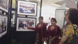 Peringati Hari Kartini, Ibu Guru Kembar Kembali Gelar Pameran Foto