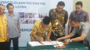 PLN dan Pemkot Tanda Tangani Kerja Sama Pengelolaan PPJ dan PJU