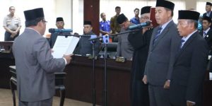 Sidang Paripurna, Dua Anggota PAW DPRD Kota Bekasi Dilantik
