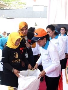Ibu Negara Tinjau Kali Bahagia dan Sosialisasikan Gerakan Indonesia Bersih