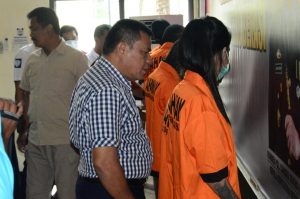 Polisi Bekuk Satu Pria dan Dua LC Pengedar Sabu