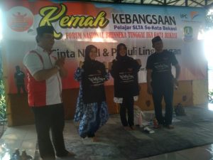 Intan Fauzi Hadiri Kemah Kebangsaan di Jatiasih