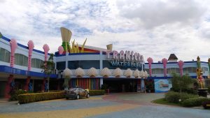 Transera Waterpark Klarifikasi Video Viral Satpam Tabrak Tukang Bakso