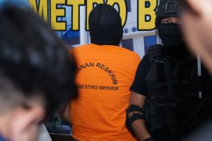 Maling Ban Mobil Dibekuk Polisi