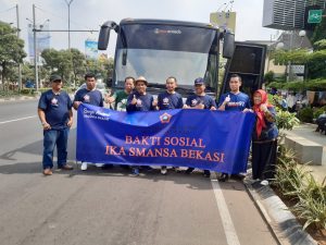 IKA SMANSA Bekasi Baksos Peduli untuk Muaragembong