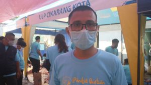 PLN UP3 Cikarang Distribusikan 800 kantong Daging Kurban ke Masyarakat