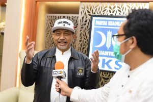 Presiden PKS, Ahmad Syaikhu Raih Penghargaan Rising Star of Democracy