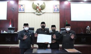 Sidang Paripurna DPRD Kota Bekasi Laporan Pansus 15