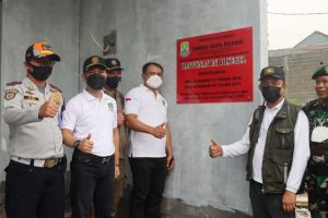 Distaru Segel Bangunan Tak Berizin