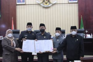 Plt Wali Kota Hadiri Rapat Paripurna Penyampaian KUA dan PPAS 2023