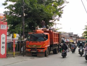 Ganti Armada Rusak, DLH Tambah 21 Truk Sampah
