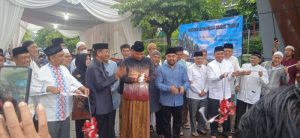 Plt Wali Kota Resmikan Gapura Masjid Babut Taubah