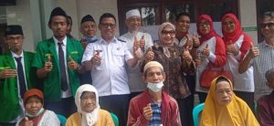UPZ Asy-Syaakirin Salurkan Paket Sembako
