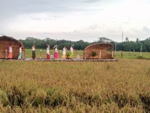 Menikmati Festival Budaya di Angkringan Tepi sawah
