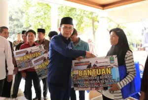 Pemkab Bekasi Rehabilitasi Rumah Warga Korban Puting Beliung