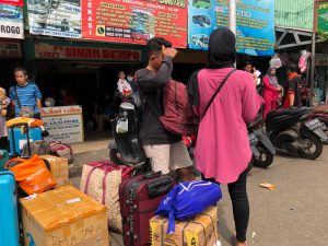 Penumpang di Terminal Bekasi Melonjak 77 Persen