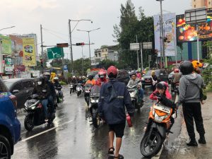 Hujan Deras, Pertigaan Pekayon Banjir