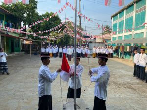 Santri Babelan Gelar Upacara HUT RI ke-78