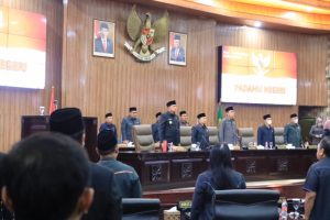 DPRD Kota Bekasi Sahkan Raperda Pajak dan Retribusi Jadi Perda