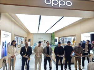 Manjakan Konsumen Premium Bekasi, OPPO Experience Store hadir di SMB
