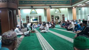 Masjid Agung Gelar Khataman Dalam Shalat