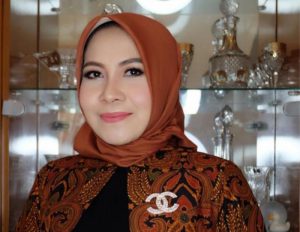 Hj. Evi Mafriningsianti Beri Perhatian Khusus Anak Yatim Piatu