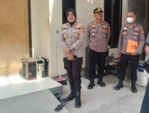 Kapolsek Bantargebang Kunjungi Korban Pengeroyokan