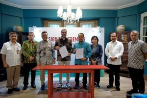 Layani Energi Bersih, PLN Suplai 90 GWh Untuk CCEP Indonesia dengan Renewable Energy Certificate