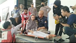 Diduga Kelelahan, Petugas Sortir Lipat Kertas Suara Pingsan