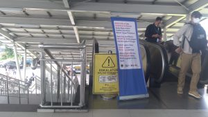 Baru Diperbaiki, Eskalator Stasiun Bekasi Rusak Lagi