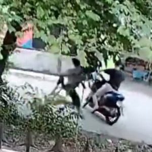 Belasan Remaja Terlibat Aksi Tawuran di Teluk Pucung