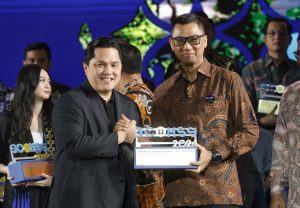 Dirut PLN Raih Best CEO of Communications di Ajang BCOMSS 2024