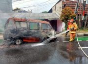 Angkot Terbakar, Diduga Akibat Konsleting