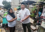 Rumah SandiUno Indonesia Berbagi Bersama Pemulung