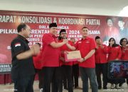 Tri Adhianto Dapat Surat Tugas DPP PDI P untuk Pilkada Kota Bekasi