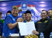 Pasangan Heri Koswara dan Sholihin Terima Surat Rekom DPP PAN