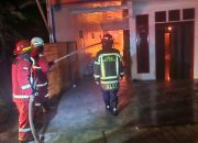 Akibat Konsleting Listrik, Rumah Industri di Jatisampurna Ludes Terbakar