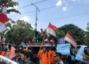 Mahasiswa Demo Tolak Pelantikan Anggota DPRD Kota Bekasi 2024 – 2029