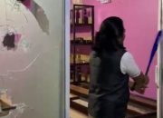 Dianggap Meresahkan, Toko Miras Dirusak Warga
