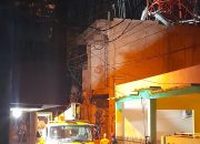 Crane Didatangkan untuk Proses Evakuasi Korban Tertimpa Beton Penyangga Tower BTS