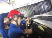 Sang Ayah Lupa Cabut Kunci, Balita Terjebak di Dalam Mobil