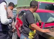 Minibus Alami Kecelakaan Beruntun Usai Nekat Lawan Arah