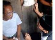 Kakek Cambang Ngaku Senang Dapat Bantuan Uang Tunai Dari Bupati Bekasi