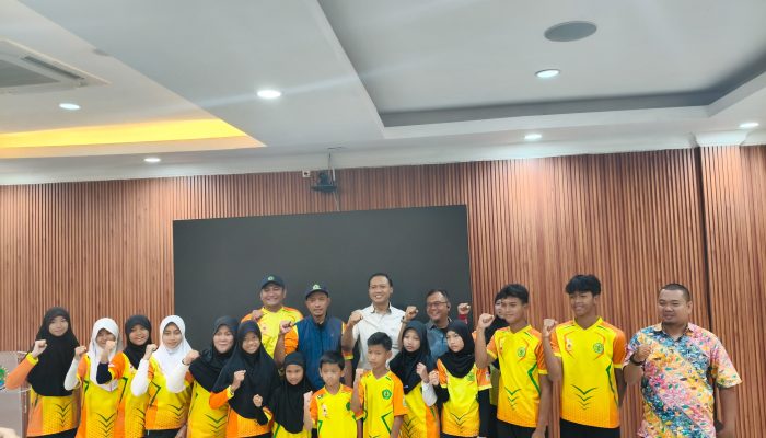 Ketua DPRD Kota Bekasi Lepas 14 Atlet Panahan ke Kejurnas, Sindir Pemkot yang Tak Apresiasi Prestasi