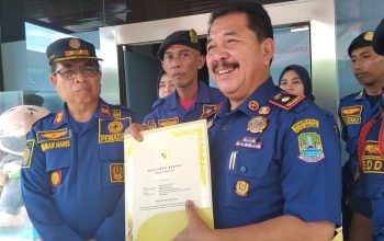 Kadis Damkar Kota Bekasi Bersyukur Kinerja Anggotanya Diapresiasi Walkot