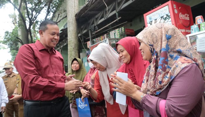 Pemkot Bekasi Salurkan Langsung BLT Cukai Tembakau kepada Warga