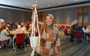 Luncurkan Pelatihan Macrame, Lippo Cikarang Dukung Penuh UMKM Kabupaten Bekasi