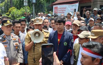 Wali Kota Bekasi Janji Penuhi Tuntutan Demo Mahasiswa 
