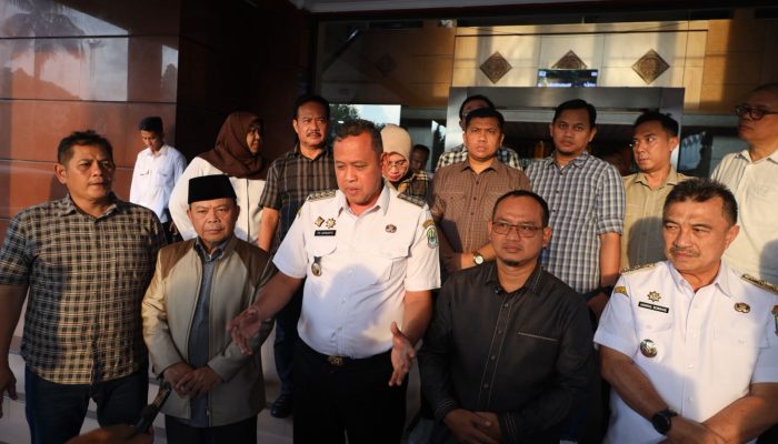 Pemkot Bekasi dan DPRD Sepakat Tindaklanjuti Aspirasi Warga, Termasuk Evaluasi Tunjangan Anggota Dewan