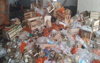 Imbas Longsor di TPA Sumurbatu, Sampah di Pasar Jatiasih Alami Penumpukan